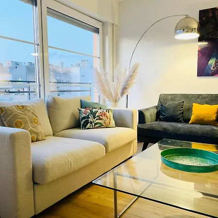 Lovely 2 Bedroom Flat With Balcony And Parking * Luxembourg